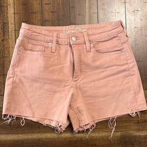 Universal Thread Women's Peach Jean Shorts